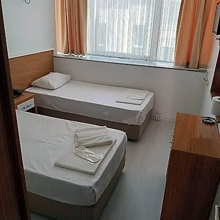 Hotel Lal 3*