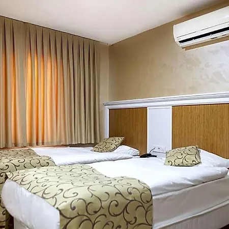 Hotel Lal 3*